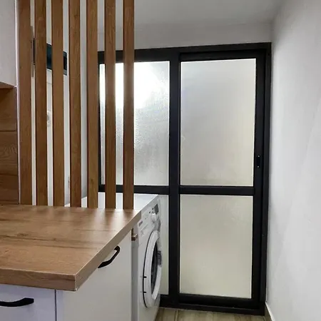 Apartment D&e